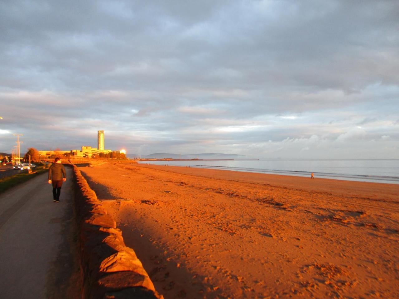 Beachcomber Swansea Exterior foto